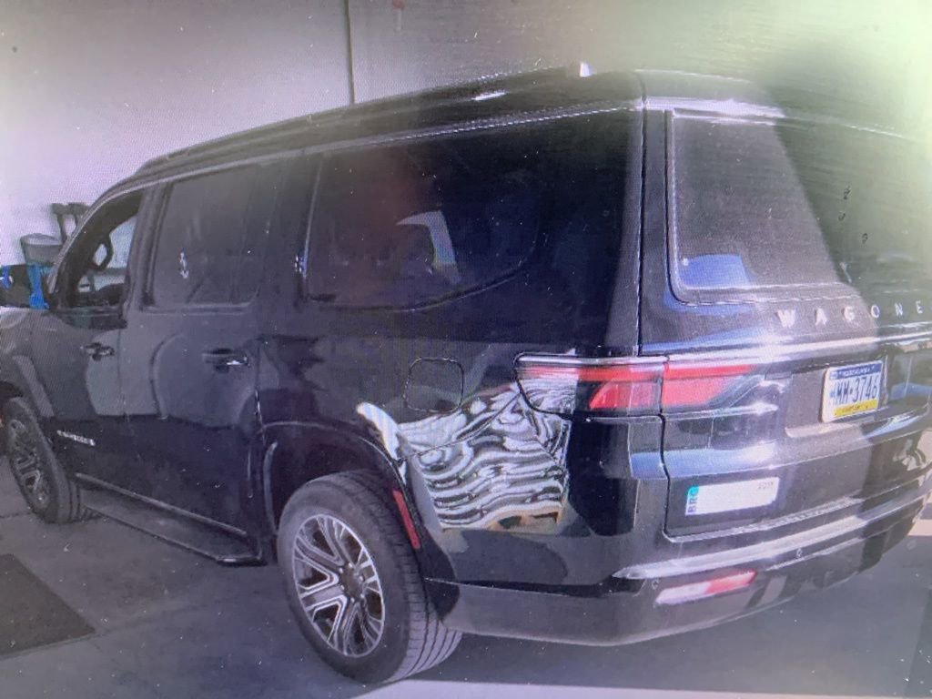 Used 2024 Jeep Wagoneer Series II image 11