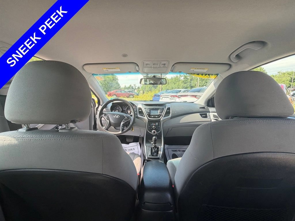 Used 2015 Hyundai Elantra SE w/ Option Group 02 FWD image 25
