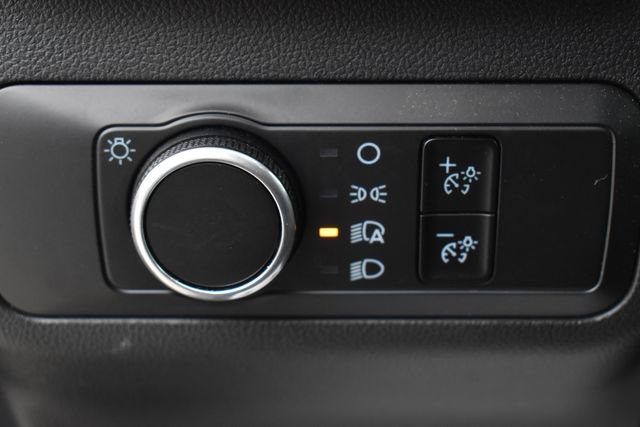 Used 2025 Ford Escape ST-Line image 23