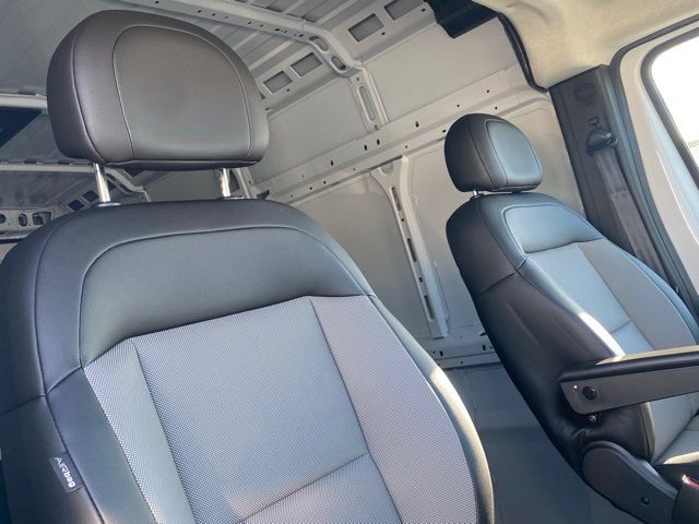 New 2026 RAM ProMaster 2500 w/ Convenience Group FWD image 29