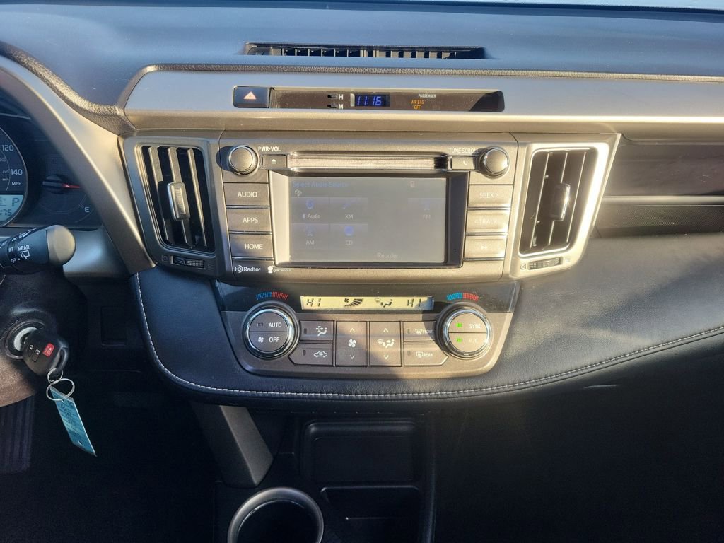 Used 2015 Toyota RAV4 XLE image 19