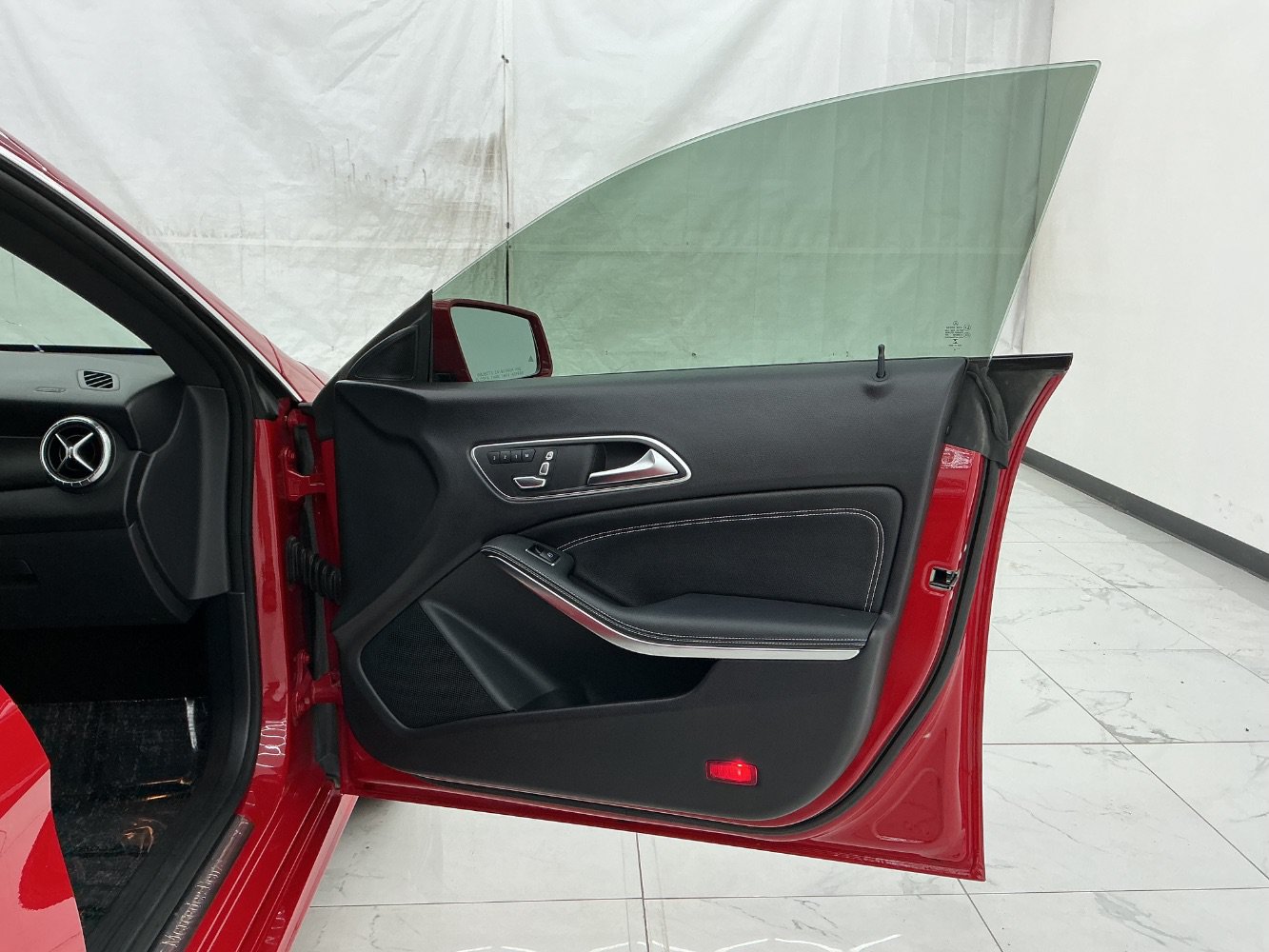 Used 2019 Mercedes-Benz CLA 250 image 19