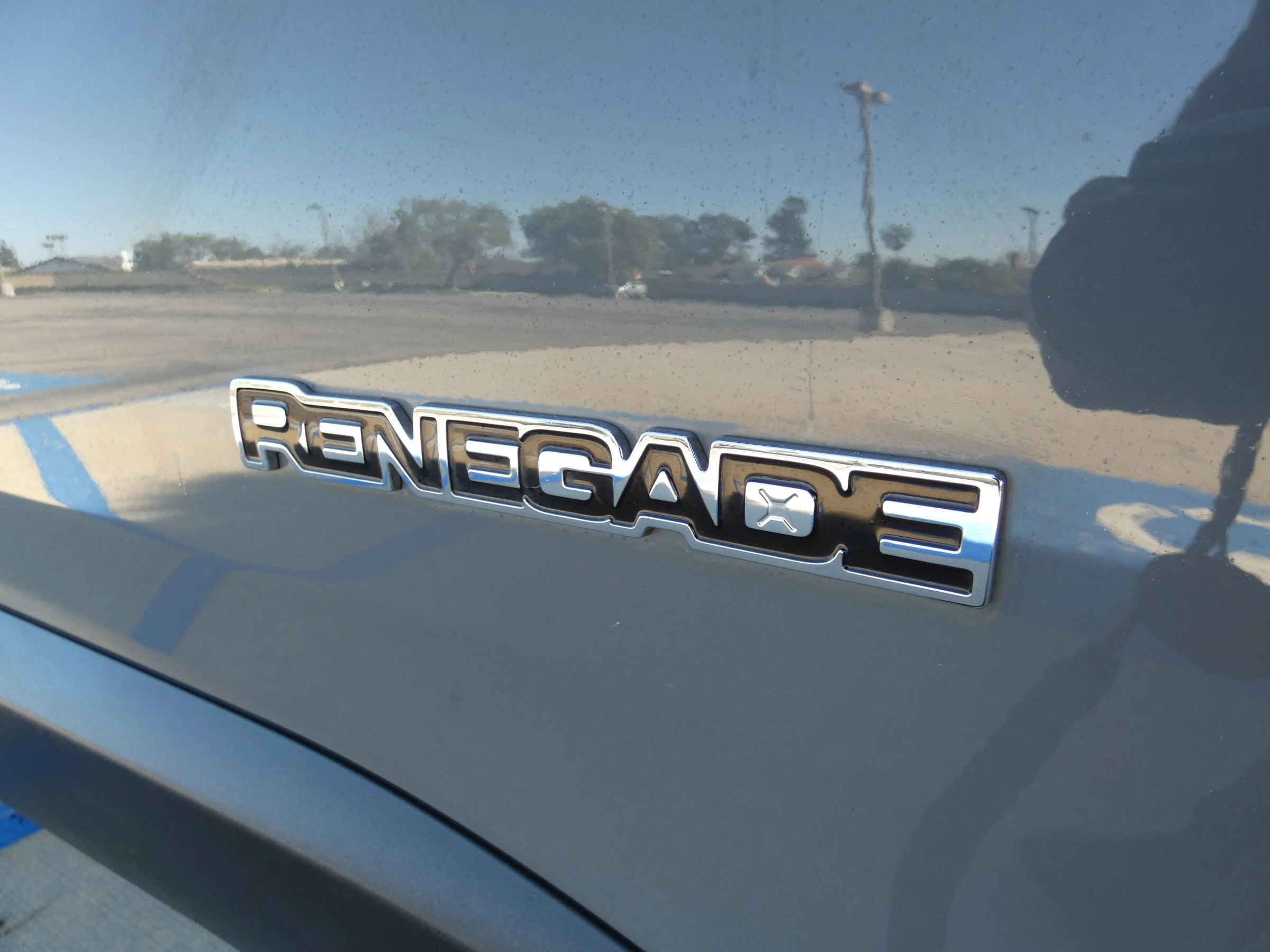 Used 2022 Jeep Renegade Latitude image 71