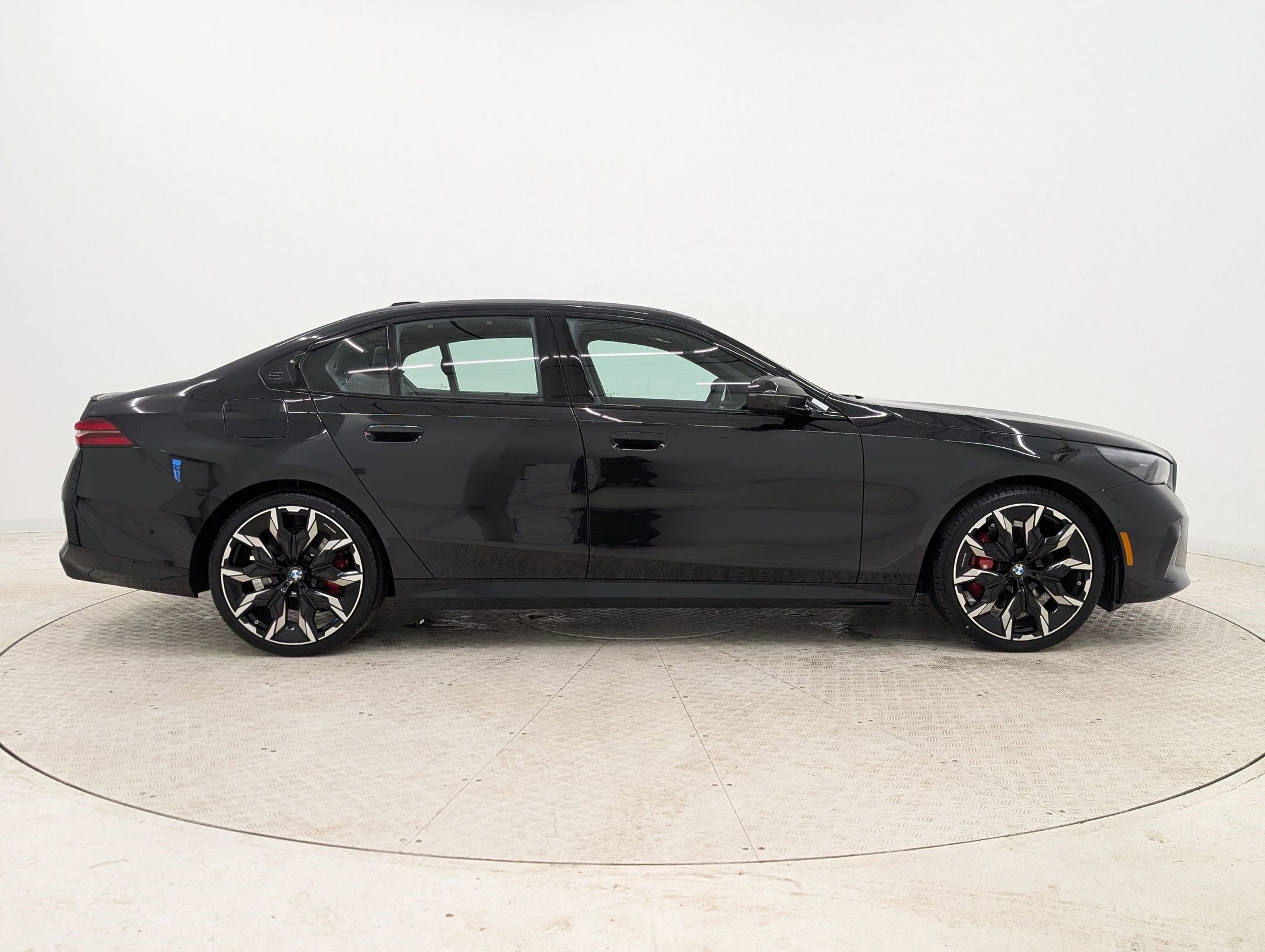 New 2026 BMW 530i w/ M Sport Package RWD image 8