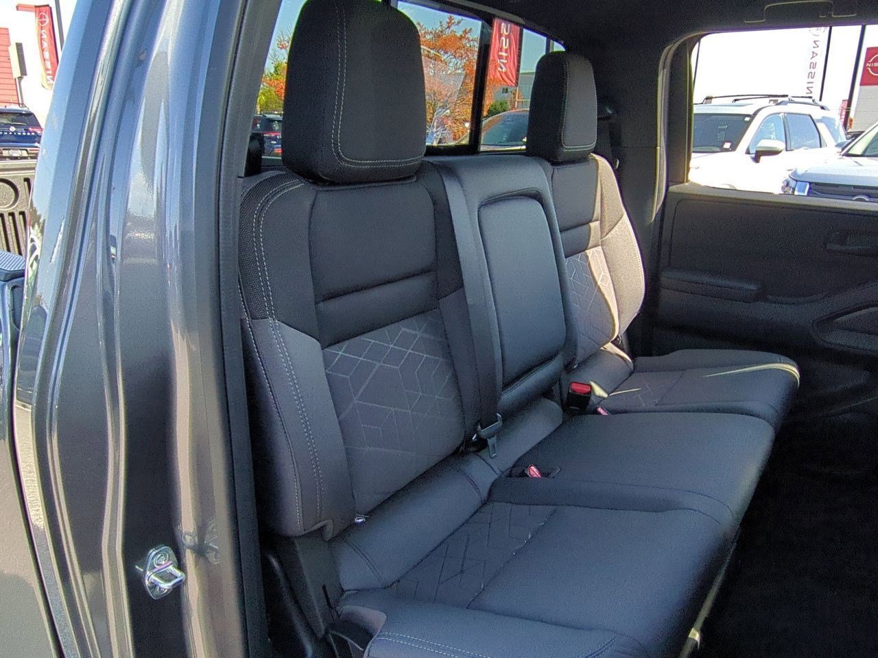 New 2026 Nissan Frontier SV w/ SV Convenience Package AWD/4WD image 23