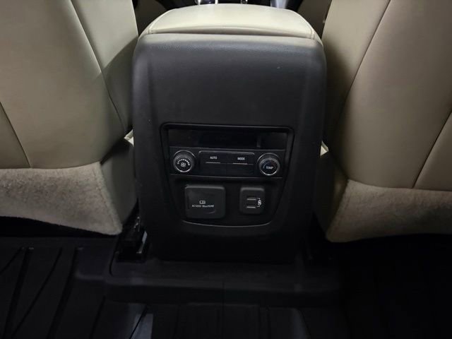 Used 2020 Buick Enclave Essence w/ Sound and Sites Package FWD image 30