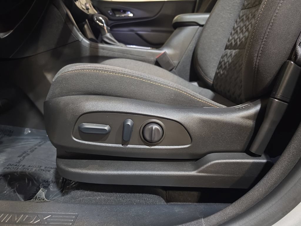 Used 2022 Chevrolet Equinox LT AWD/4WD image 14