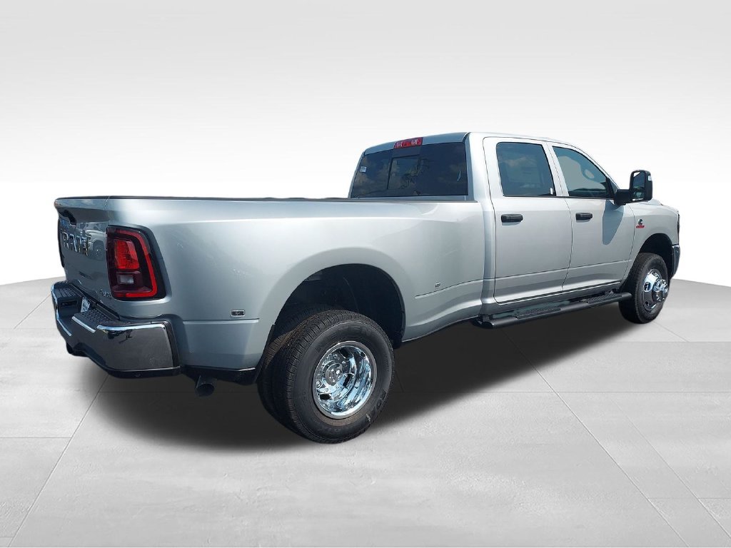New 2026 RAM 3500 Tradesman AWD/4WD image 5