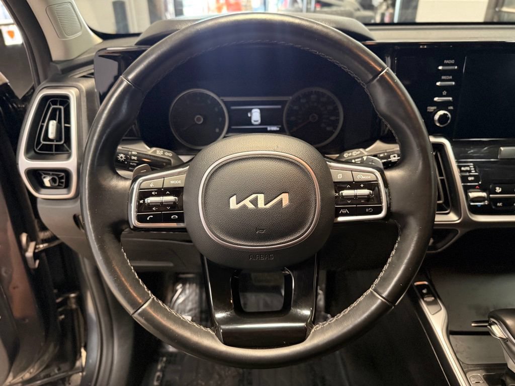Used 2023 Kia Sorento X-Line EX AWD/4WD image 13