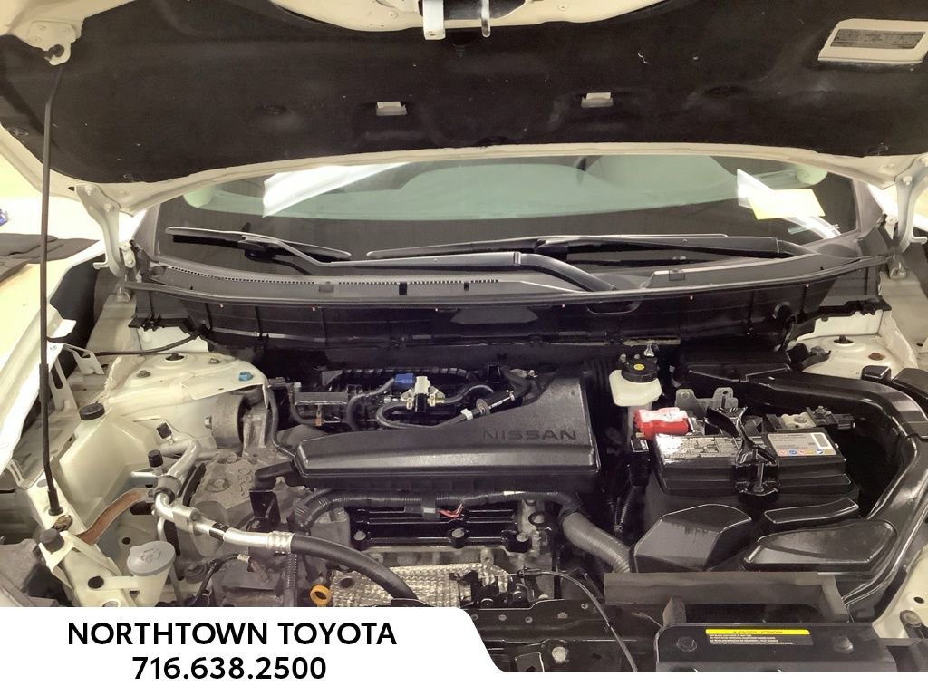 Used 2020 Nissan Rogue AWD image 16
