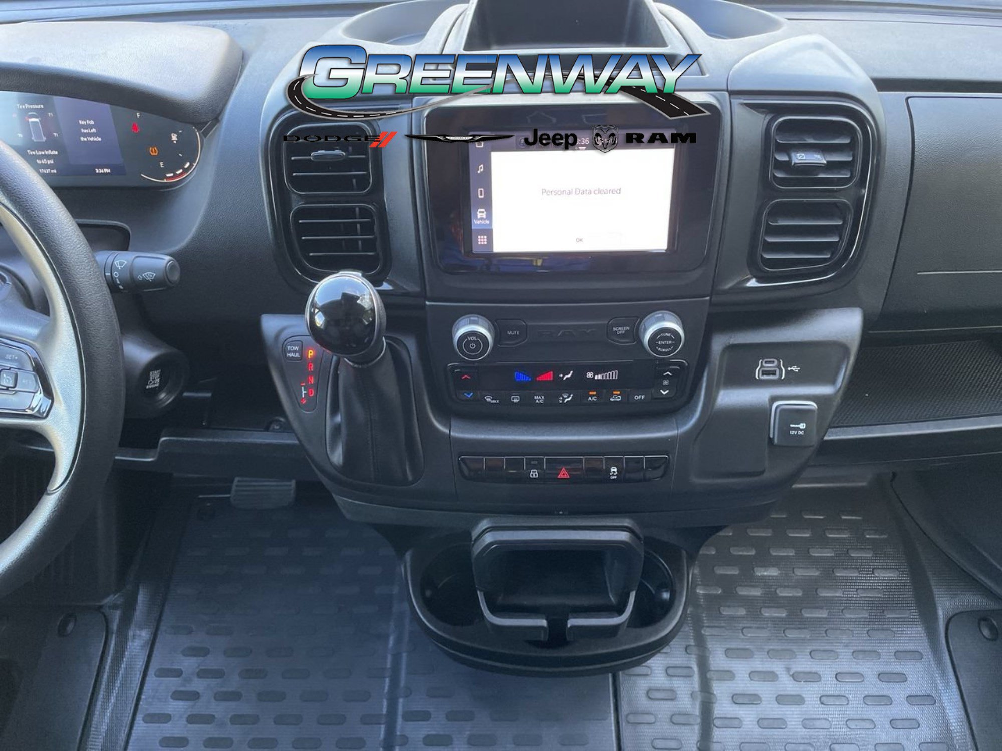 Used 2025 RAM ProMaster 2500 w/ U-Haul Equipment Group FWD image 14