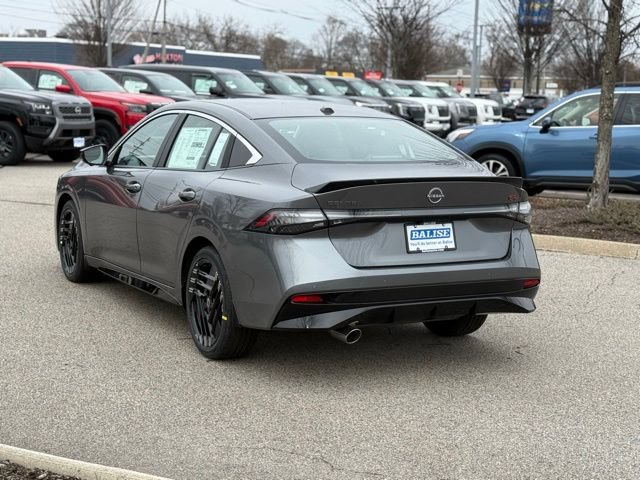 New 2026 Nissan Sentra SR w/ SR Premium Package FWD image 7