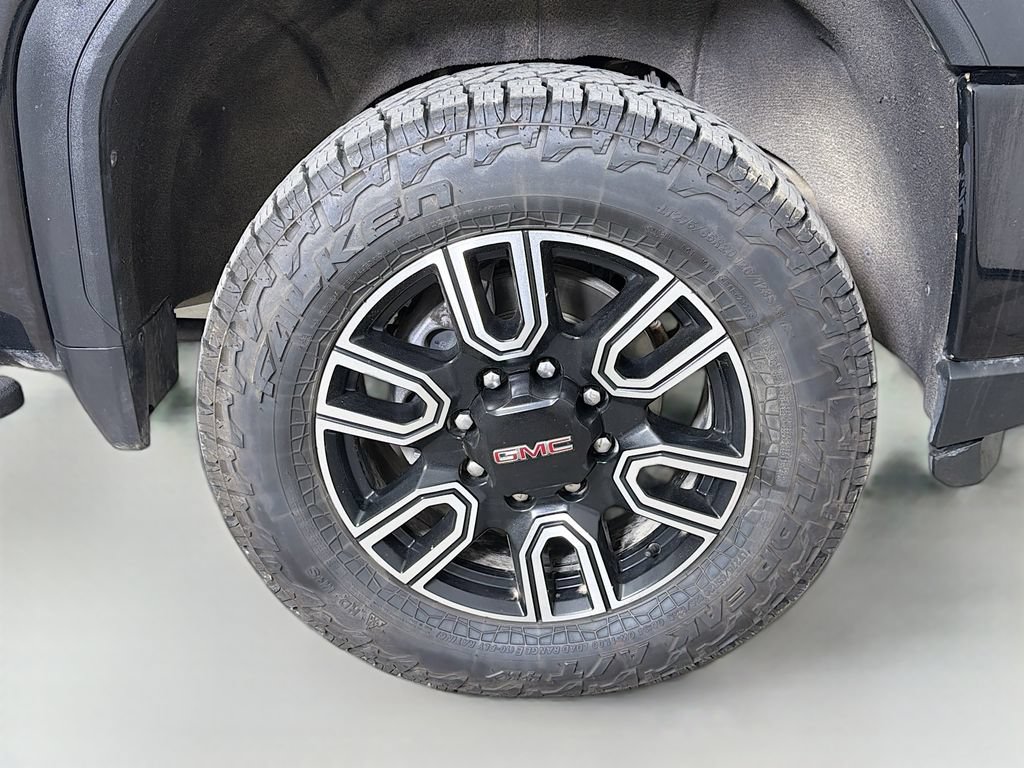 Used 2021 GMC Sierra 2500 AT4 w/ AT4 Premium Plus Package AWD/4WD image 29