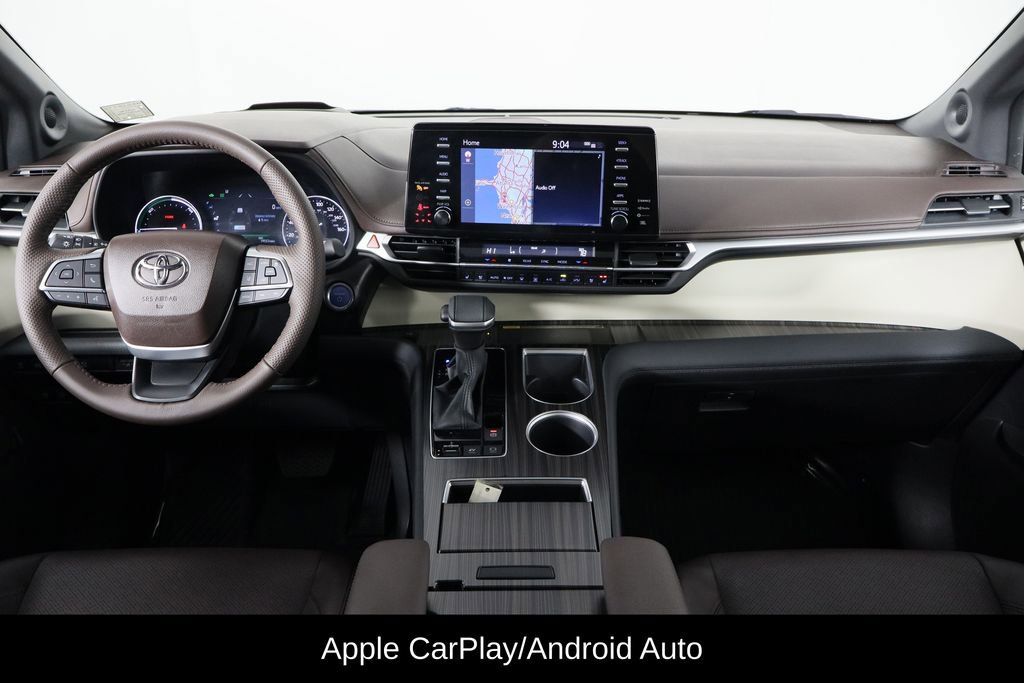 Used 2024 Toyota Sienna Platinum image 14