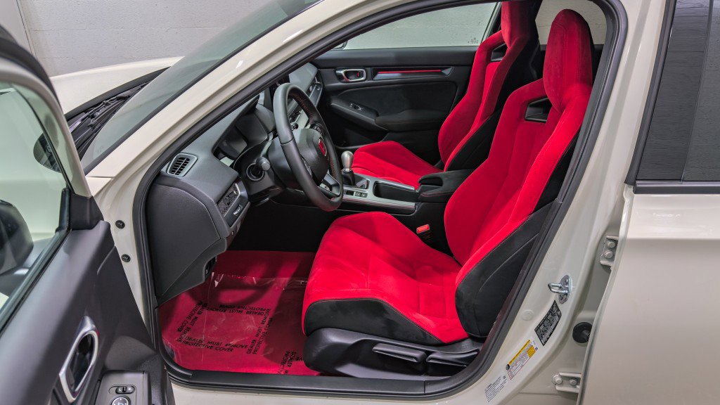 Used 2025 Honda Civic Type R image 10