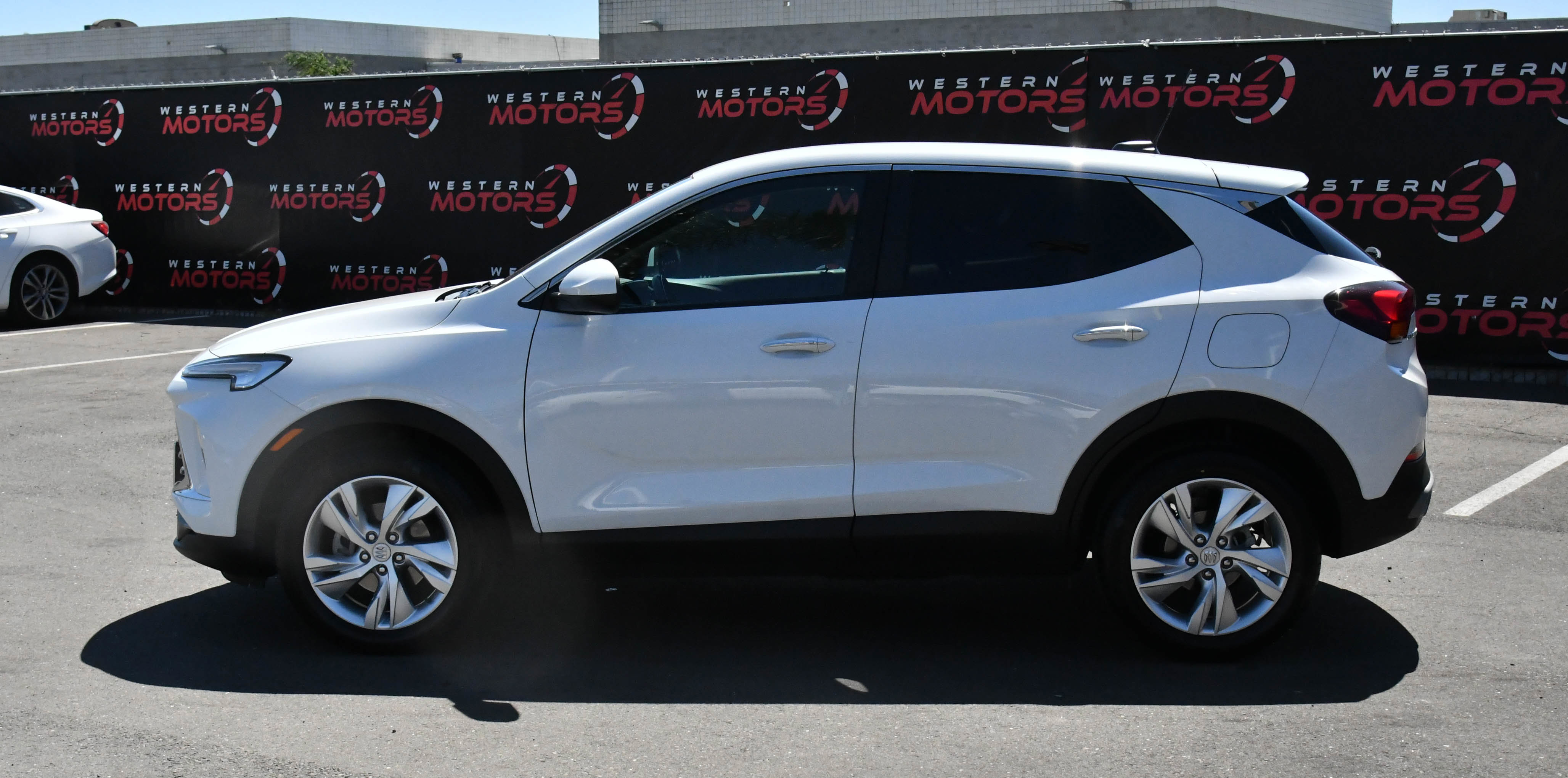 Used 2024 Buick Encore GX Preferred FWD image 4