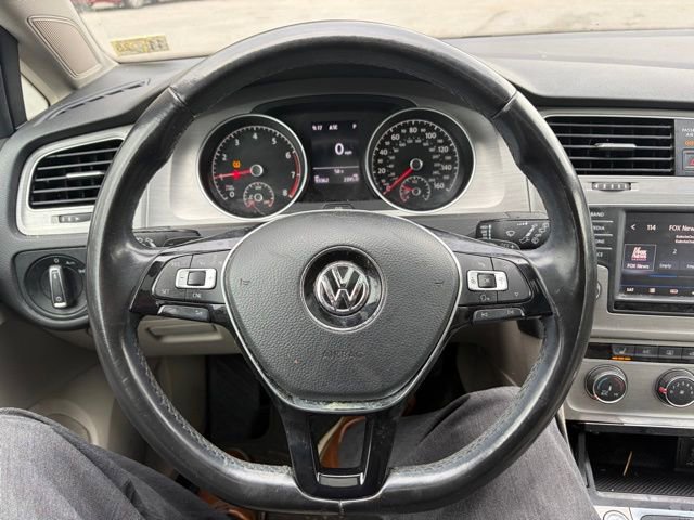 Used 2017 Volkswagen Golf Wolfsburg Edition image 28