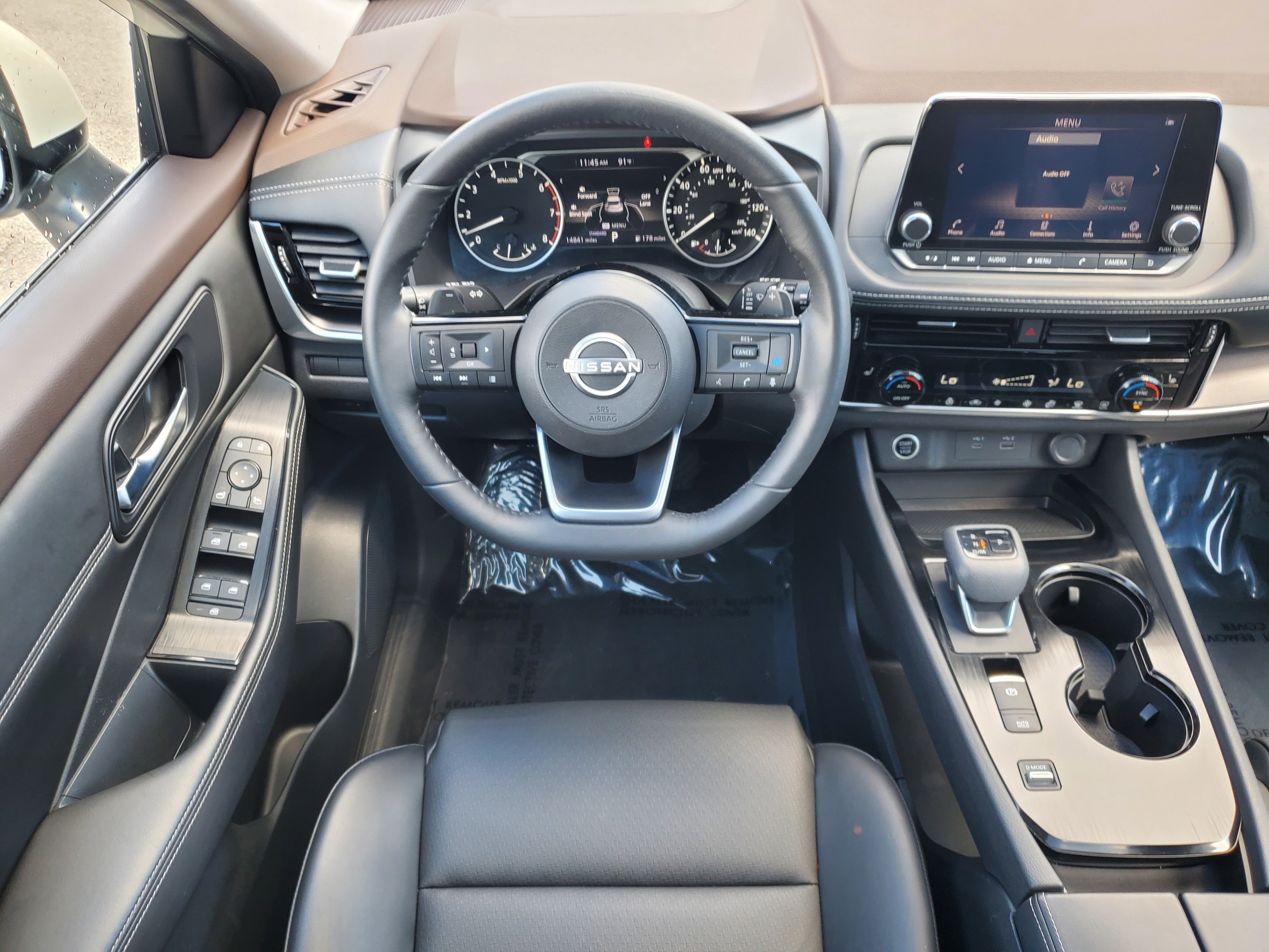 Used 2022 Nissan Rogue SV w/ SV Premium Package image 18