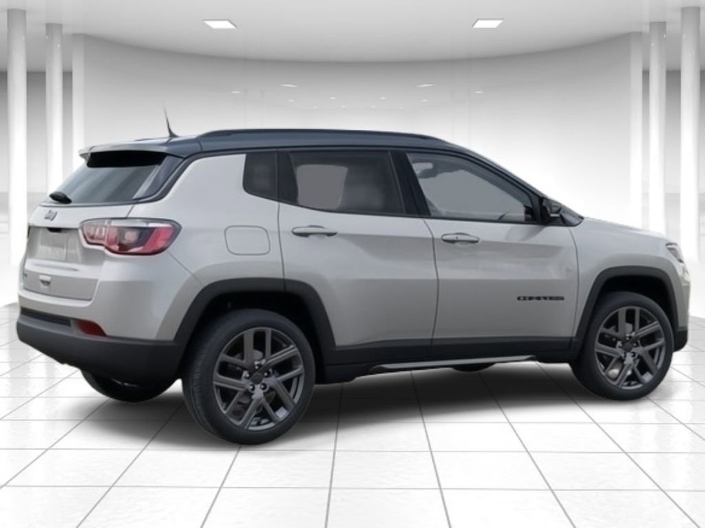 New 2026 Jeep Compass Limited image 4
