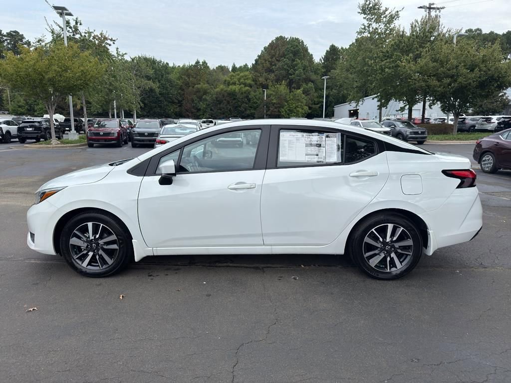 New 2025 Nissan Versa SV image 4