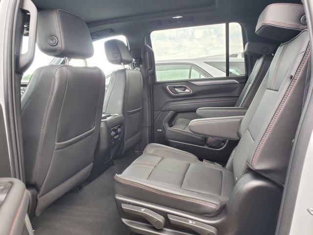 Certified 2024 Chevrolet Suburban RST w/ Luxury Package AWD/4WD image 14