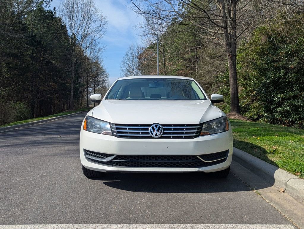 Used 2015 Volkswagen Passat TDI SE image 5