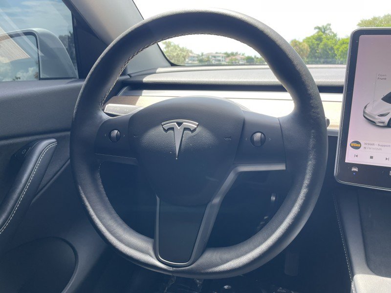 Used 2021 Tesla Model Y Long Range AWD/4WD image 14