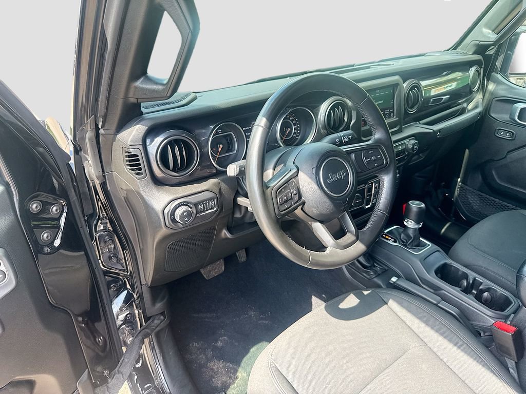 Used 2022 Jeep Gladiator Sport image 10