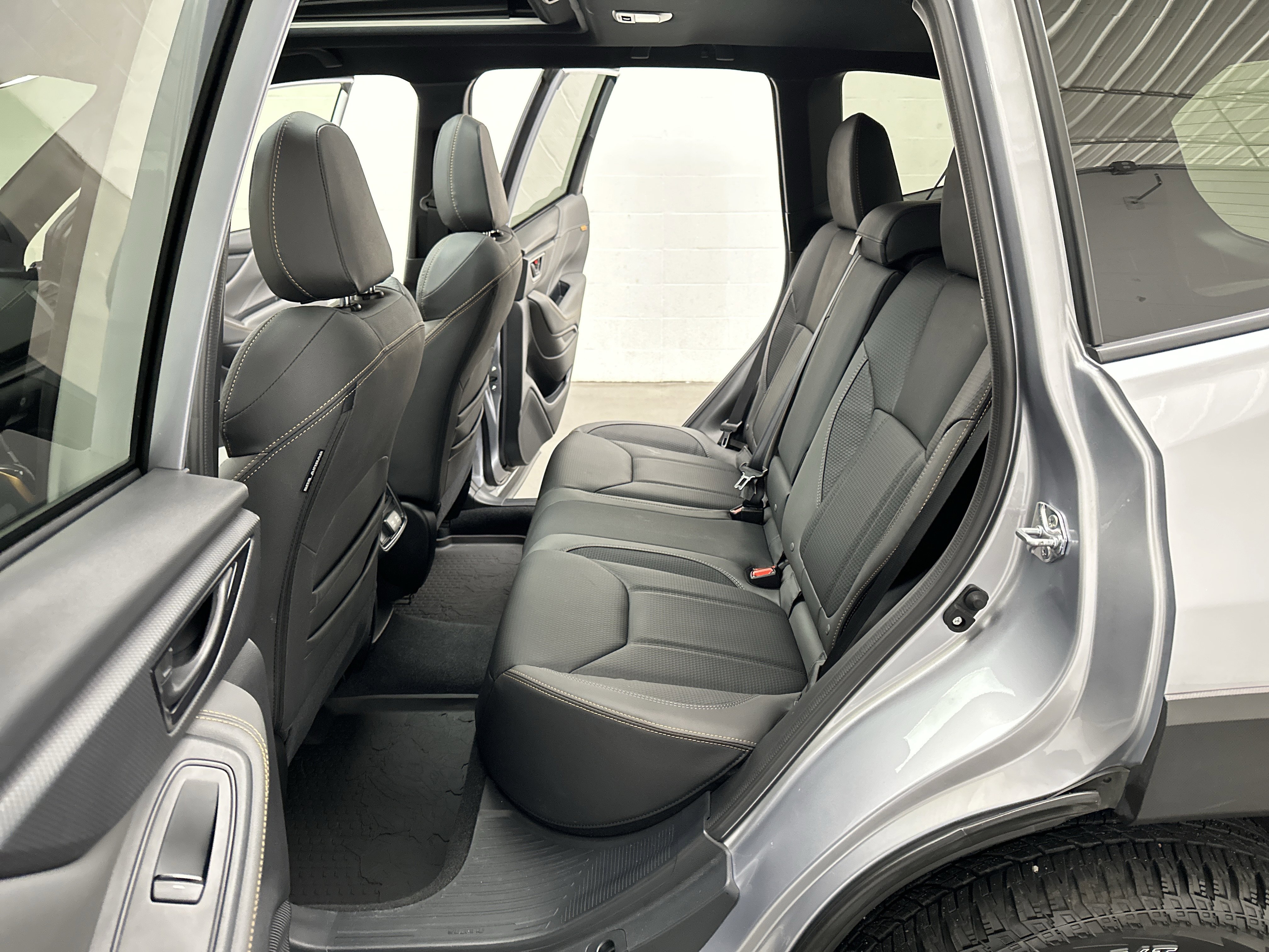 Used 2025 Subaru Forester Wilderness w/ Convenience Package image 21