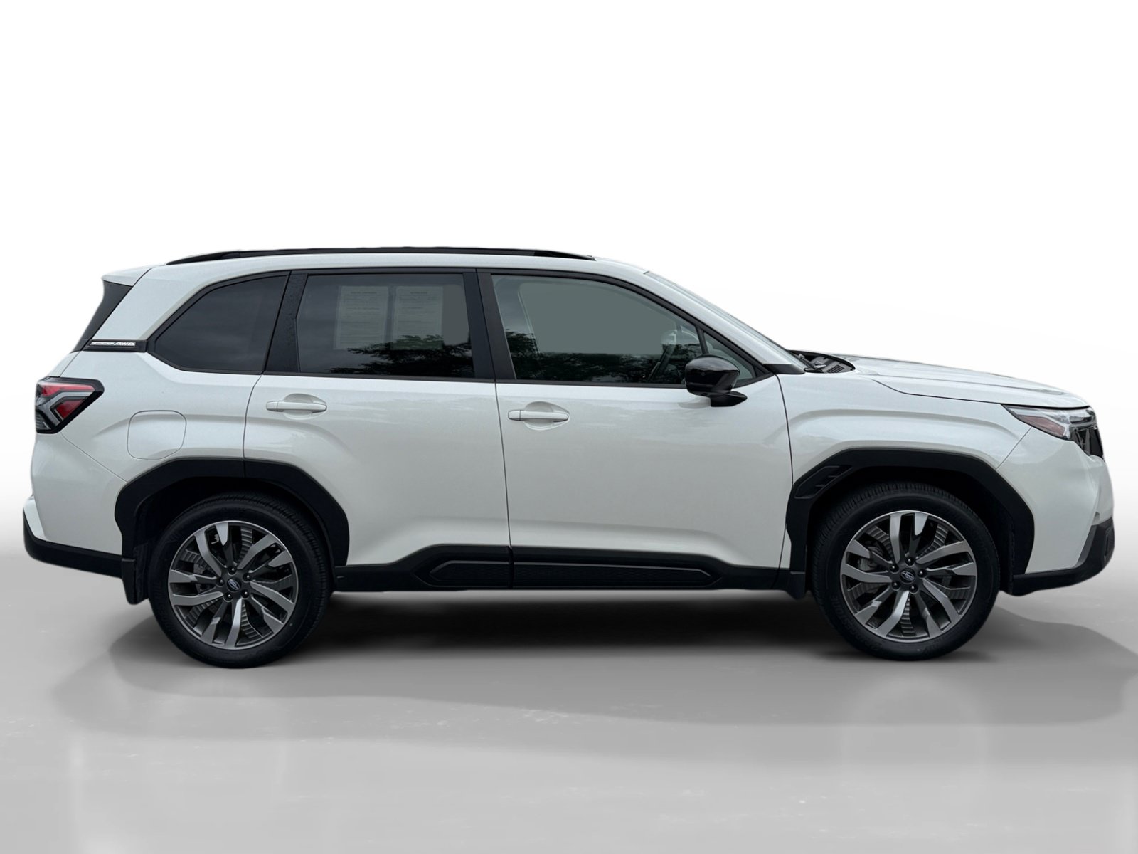 Used 2025 Subaru Forester Touring AWD/4WD image 6