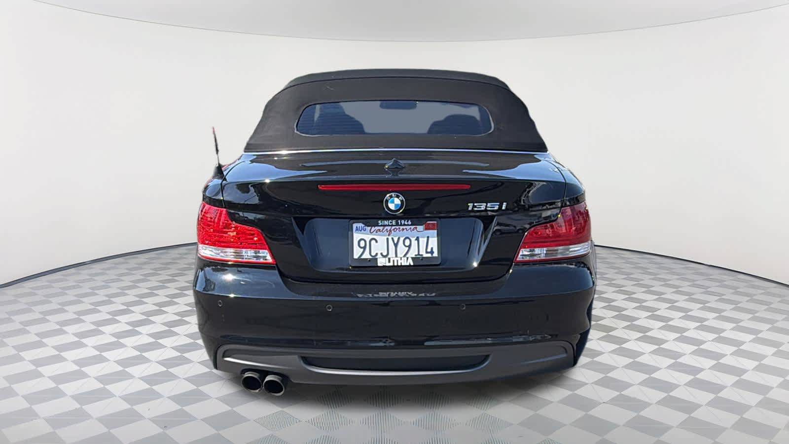 Used 2008 BMW 135i Convertible RWD image 6