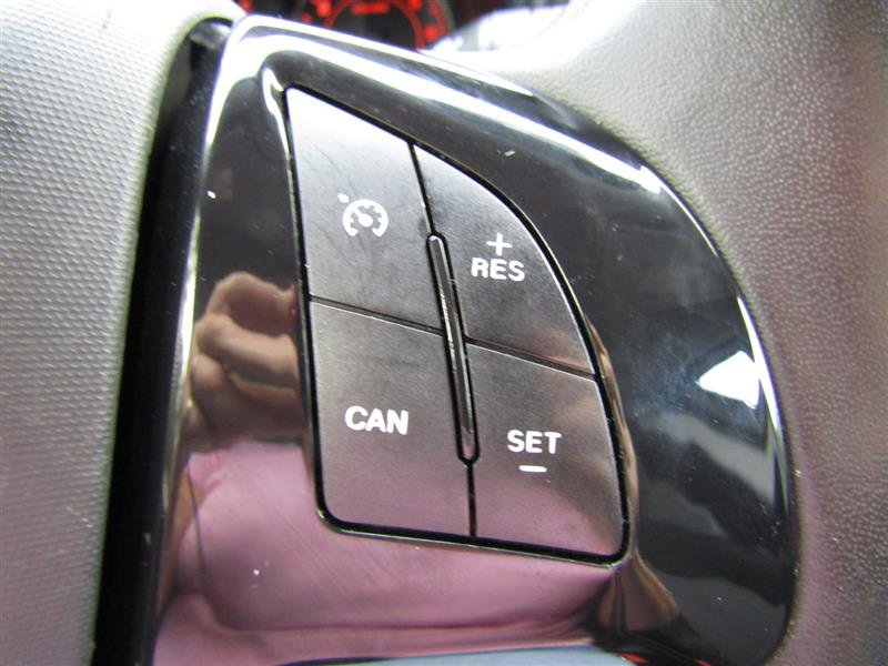 Used 2019 RAM ProMaster City Tradesman SLT image 14