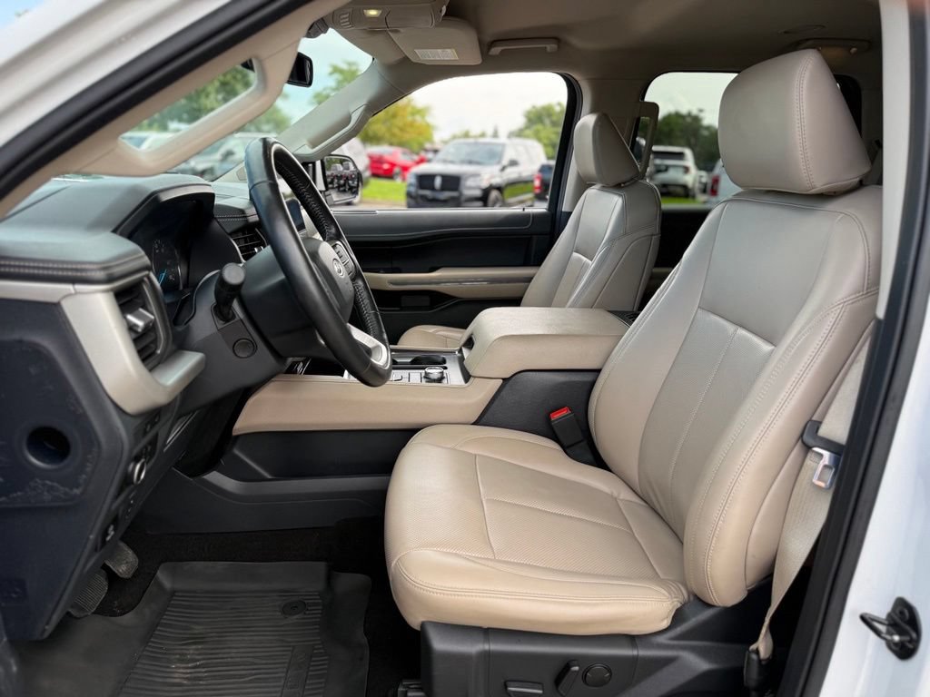Certified 2023 Ford Expedition XLT AWD/4WD image 12