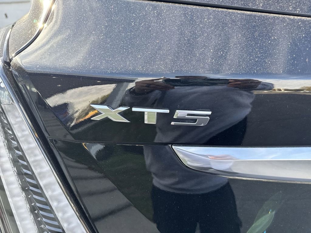 Certified 2023 Cadillac XT5 Sportv w/ Technology Package image 32
