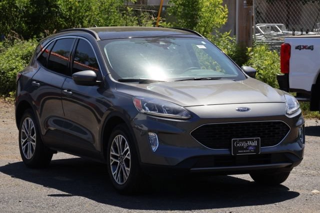 Certified 2022 Ford Escape SEL AWD/4WD image 2