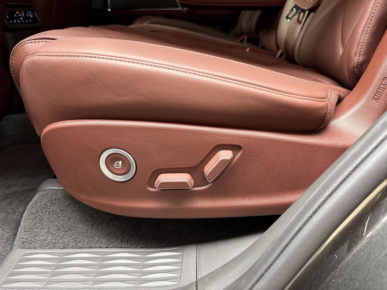 Used 2025 Genesis GV80 3.5T Prestige AWD/4WD image 24