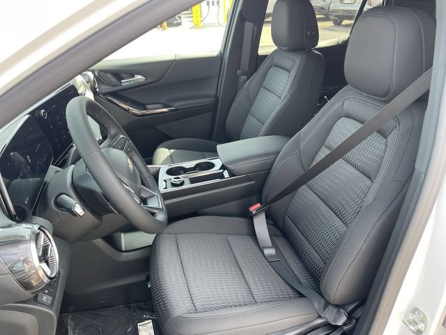 New 2027 Chevrolet Equinox LT w/ LPO, Floor Liner Package FWD image 11