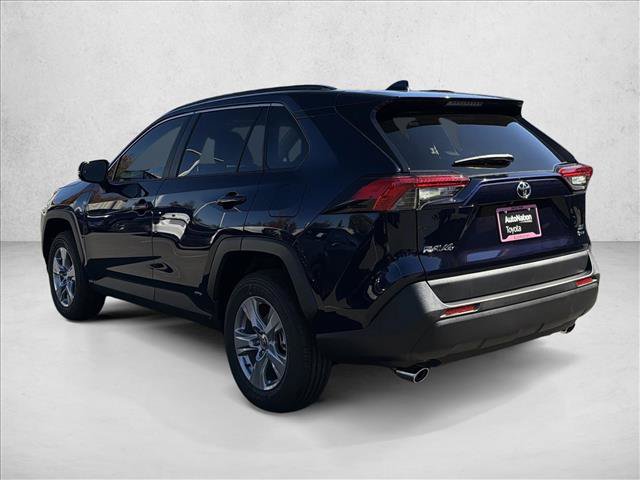 Used 2025 Toyota RAV4 XLE AWD/4WD image 7