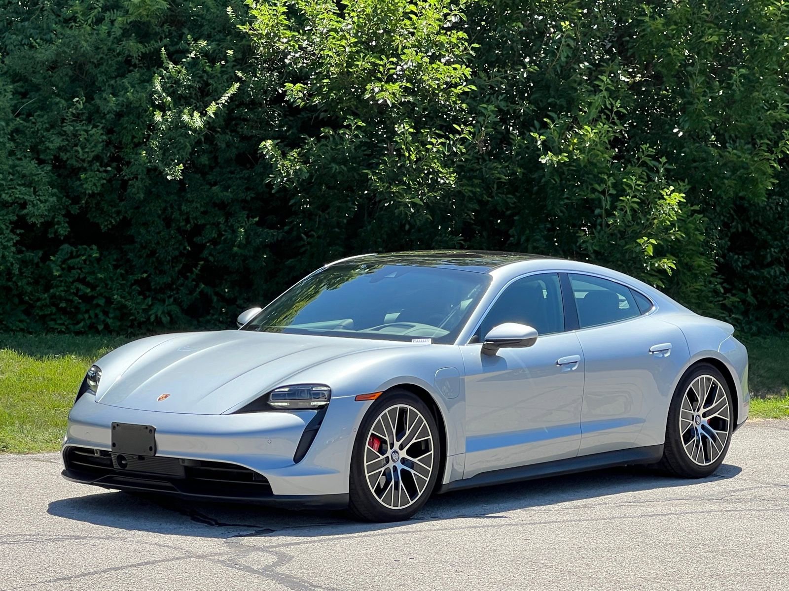 Certified 2022 Porsche Taycan 4S image 1