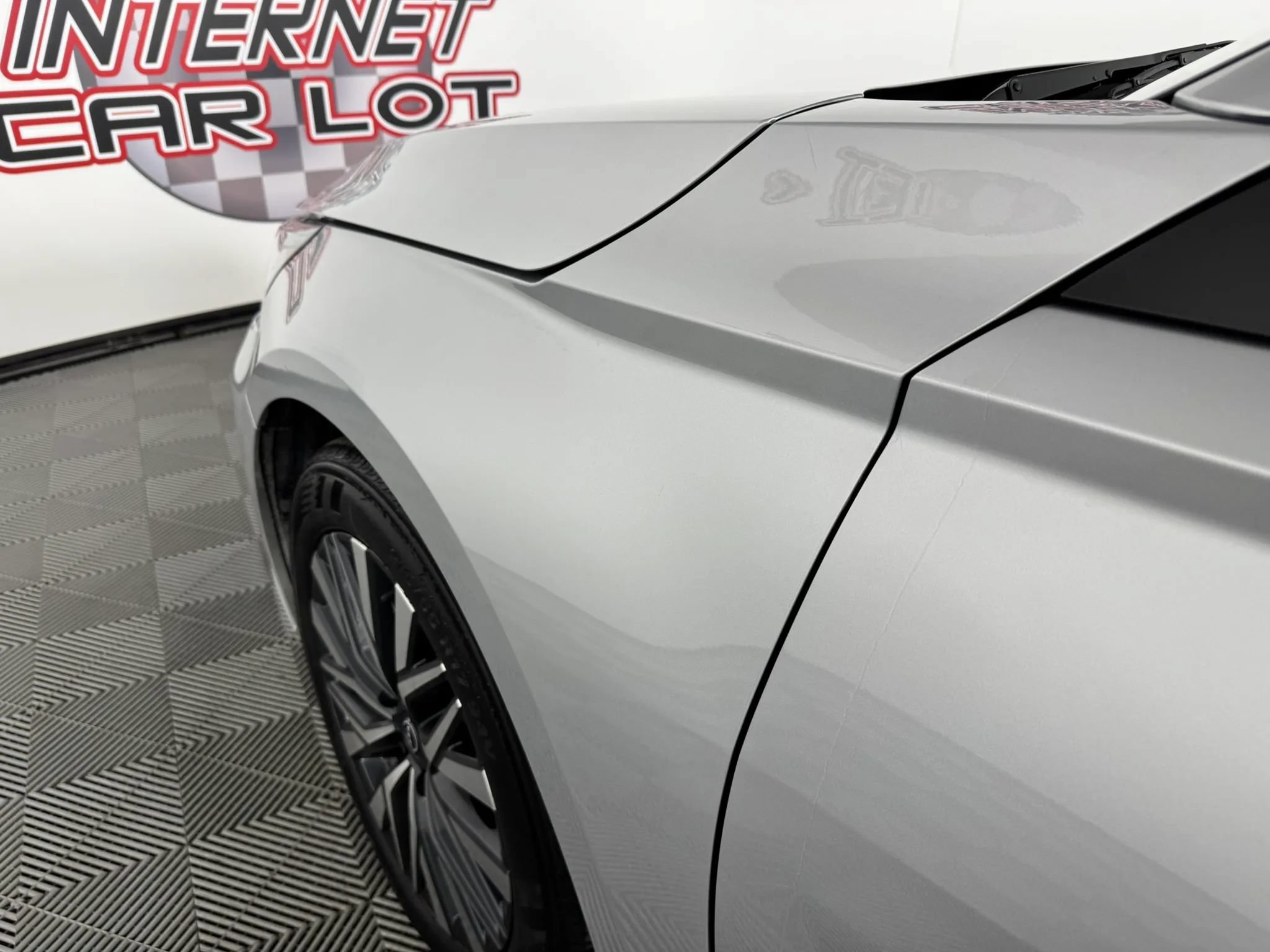 Used 2024 Nissan Altima 2.5 SV FWD image 23