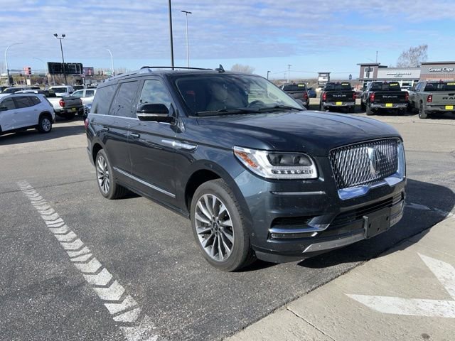 Used 2021 Lincoln Navigator Reserve w/ Luxury Package AWD/4WD image 3