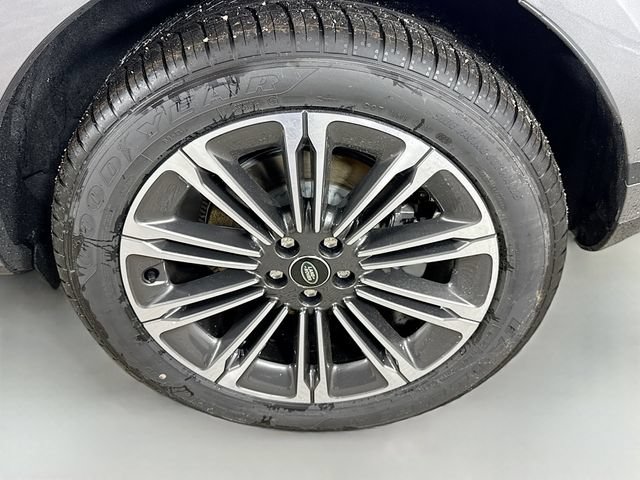 Used 2026 Land Rover Range Rover Evoque S AWD/4WD image 33
