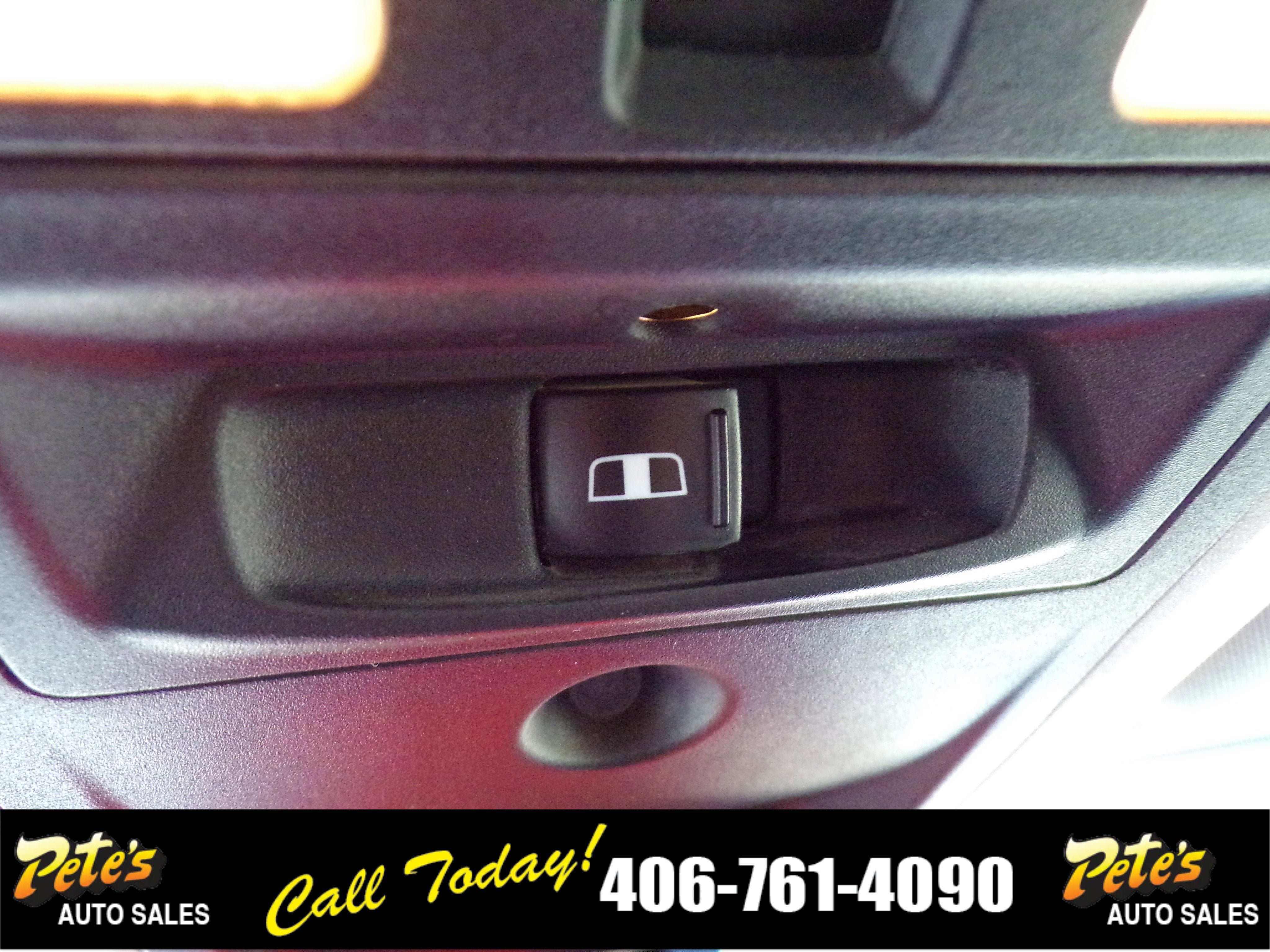 Used 2017 RAM 1500 Outdoorsman AWD/4WD image 33