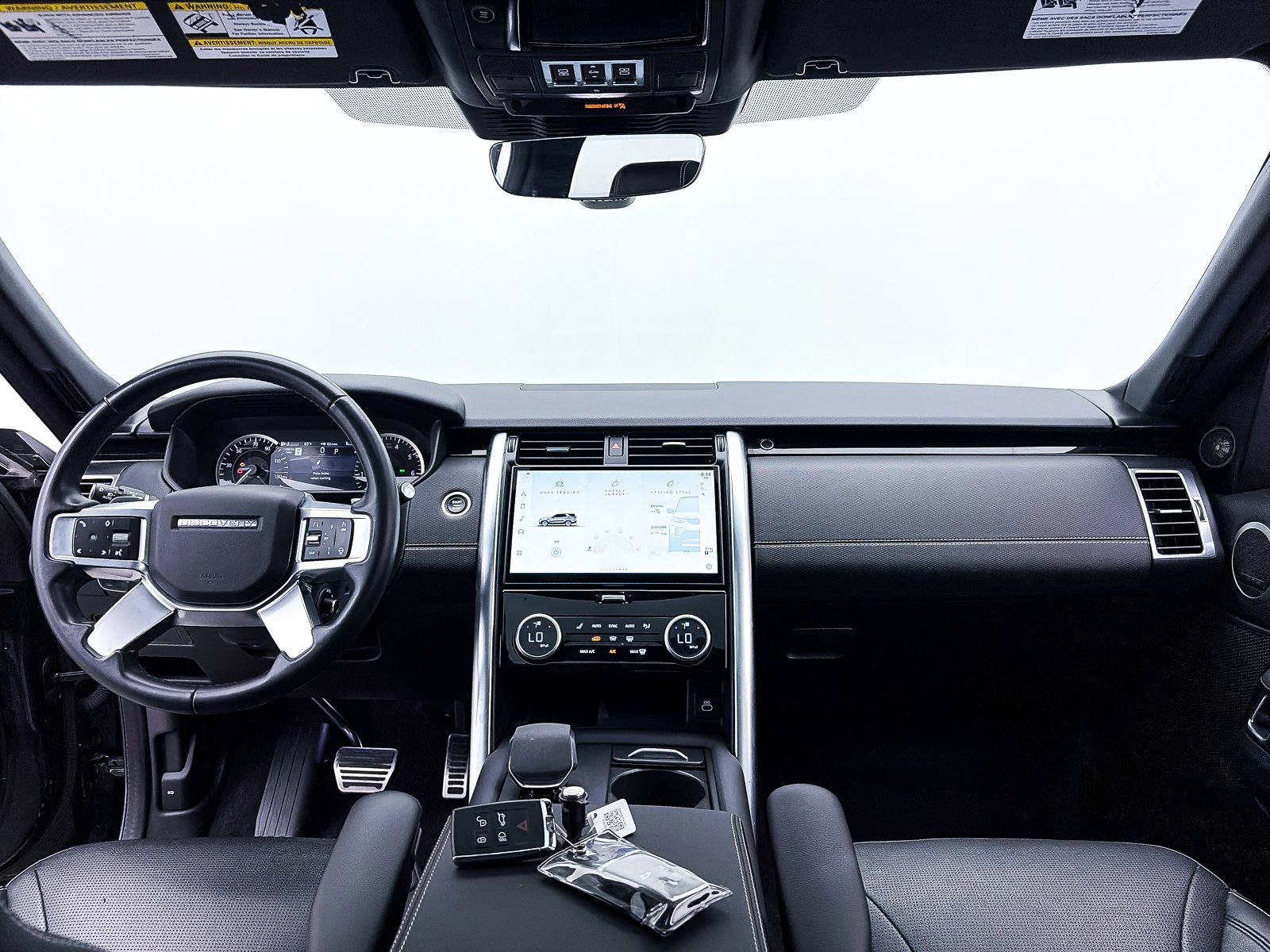 Used 2023 Land Rover Discovery S R-Dynamic AWD/4WD image 32