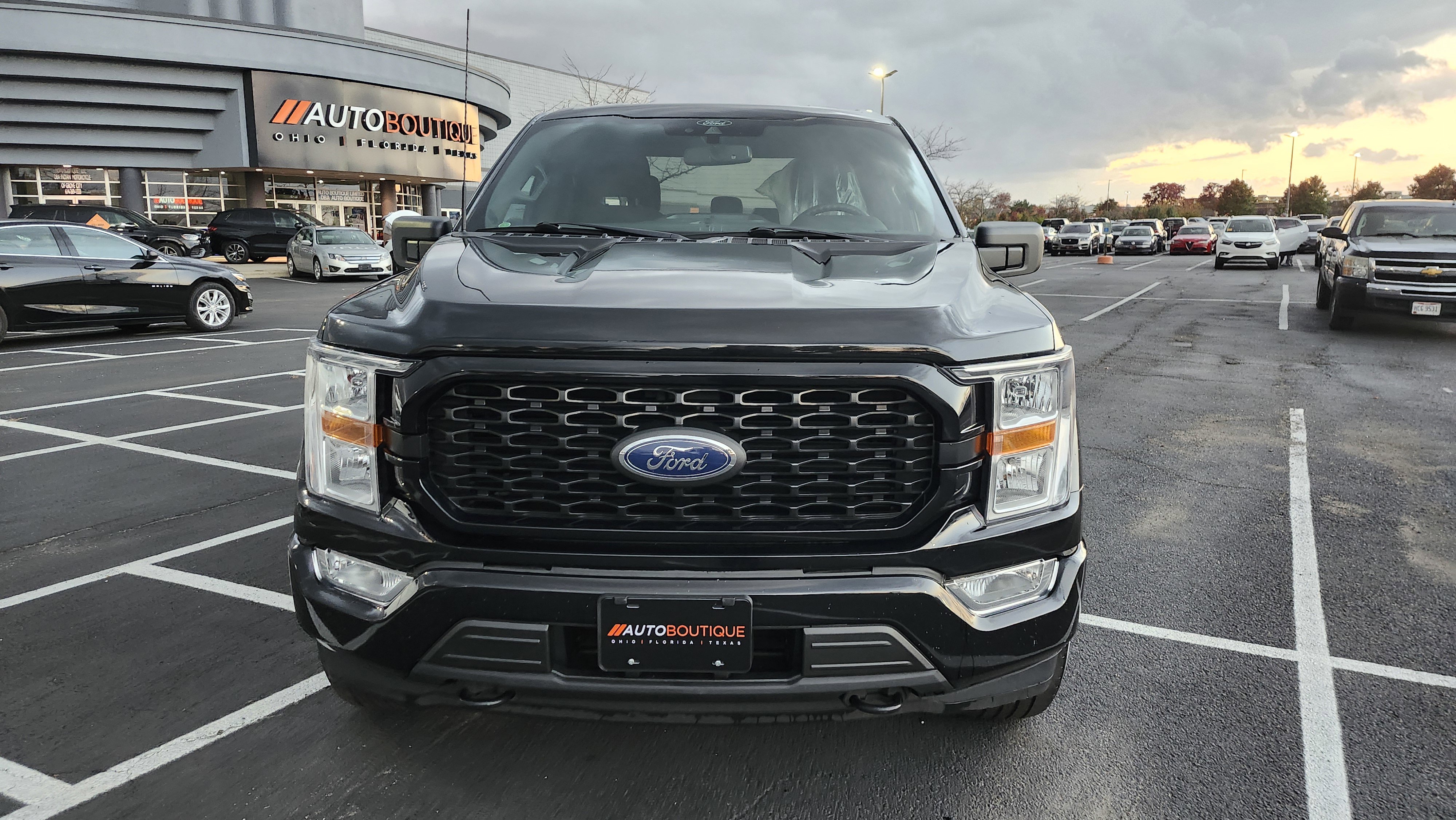 Used 2022 Ford F150 XL w/ STX Appearance Package image 3