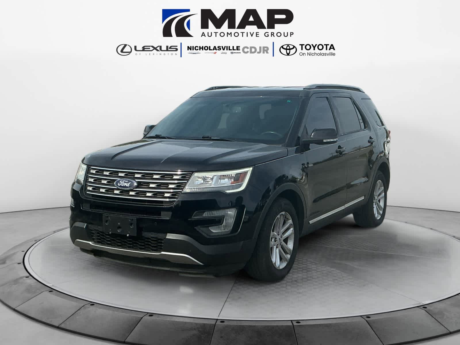 Used 2016 Ford Explorer XLT w/ Equipment Group 202A image 1