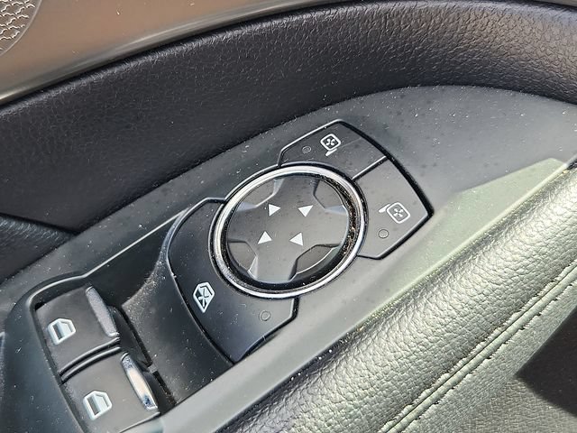 Used 2019 Ford Explorer XLT w/ Equipment Group 202A AWD/4WD image 26