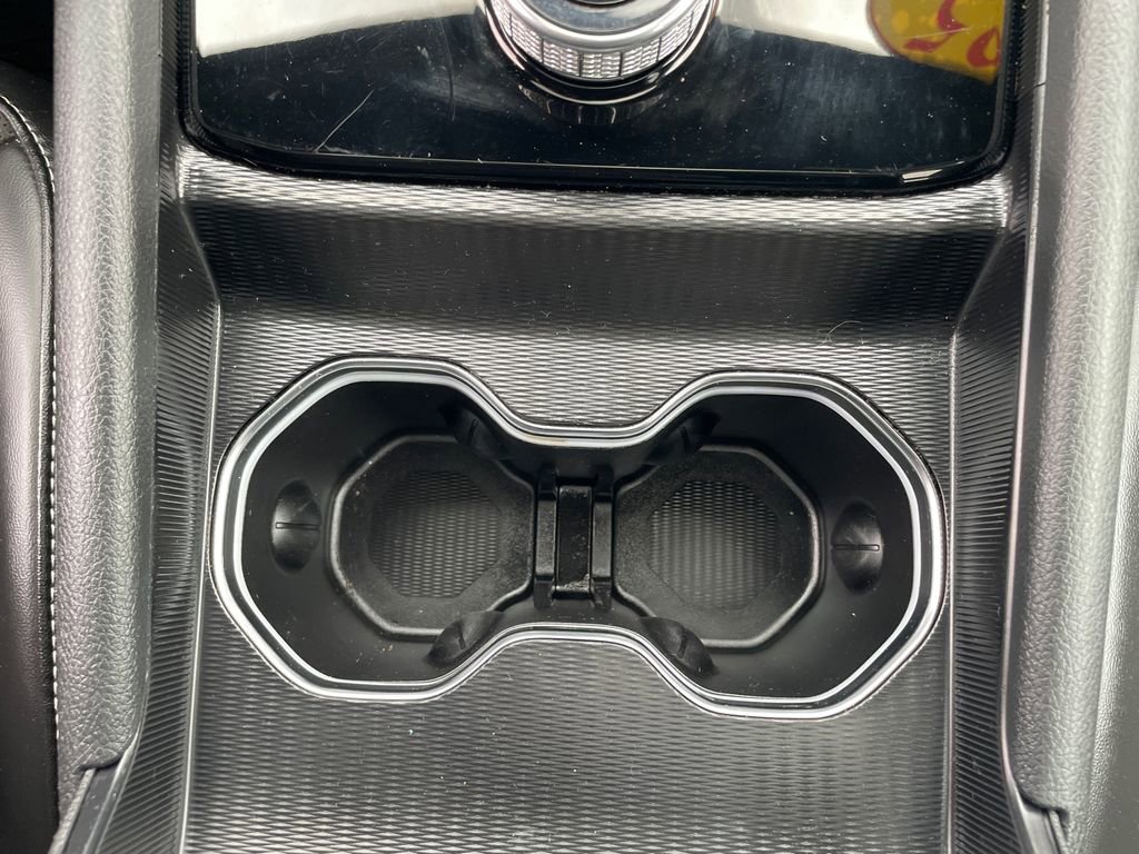 Used 2025 Jeep Grand Cherokee L Altitude w/ Trailer Tow Package image 16