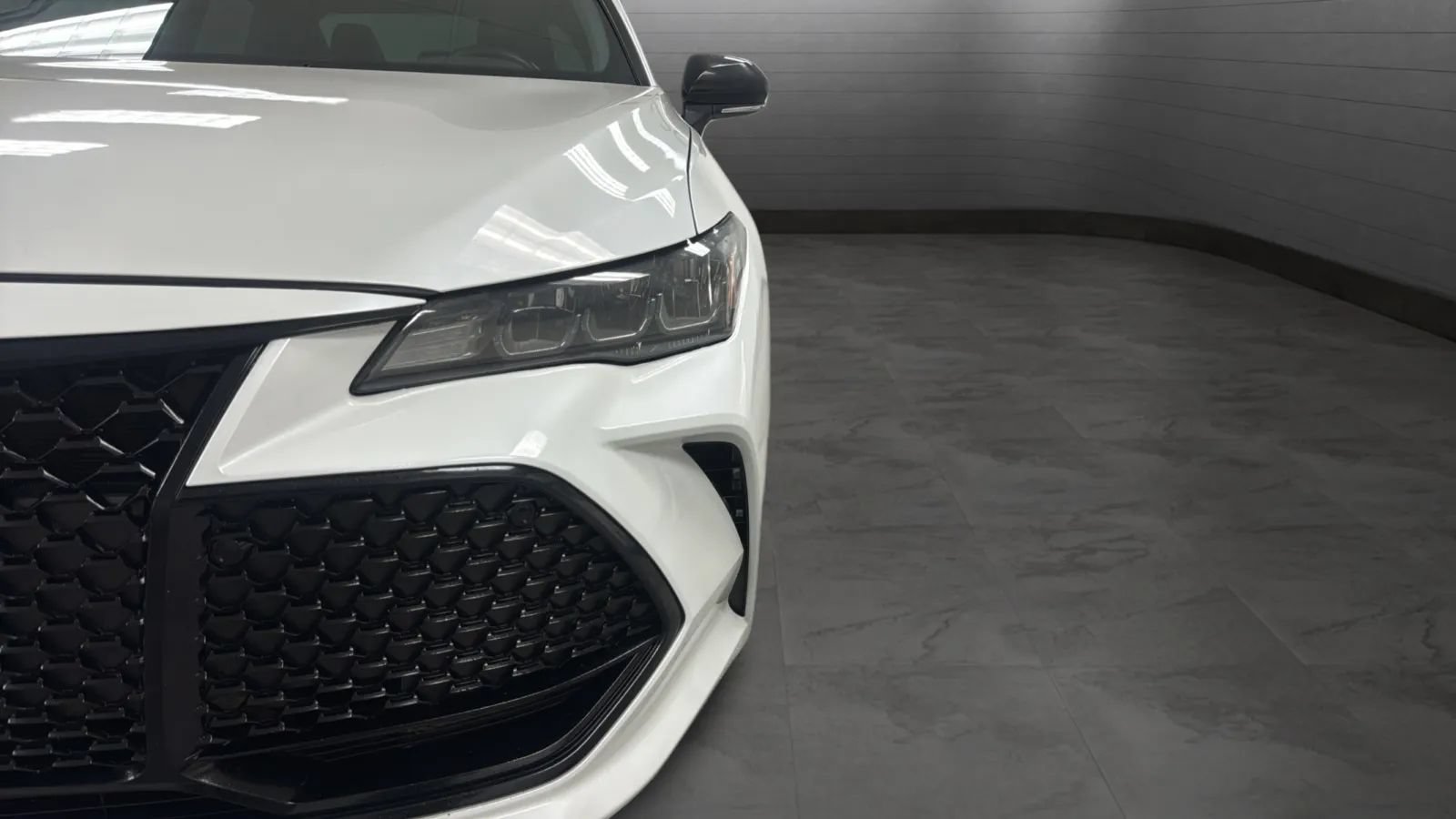 Used 2019 Toyota Avalon XSE w/ Carpet Mat Package FWD image 29