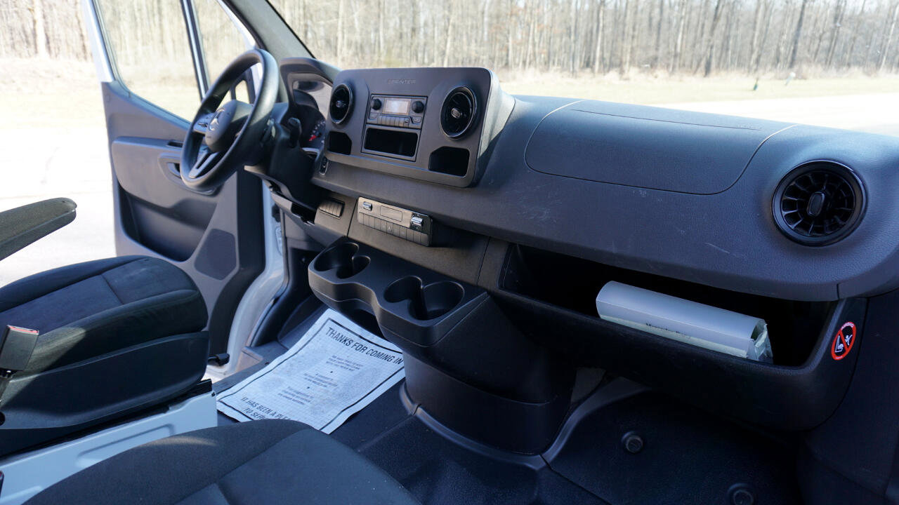 Used 2020 Mercedes-Benz Sprinter 2500 w/ Driver Convenience Package image 12